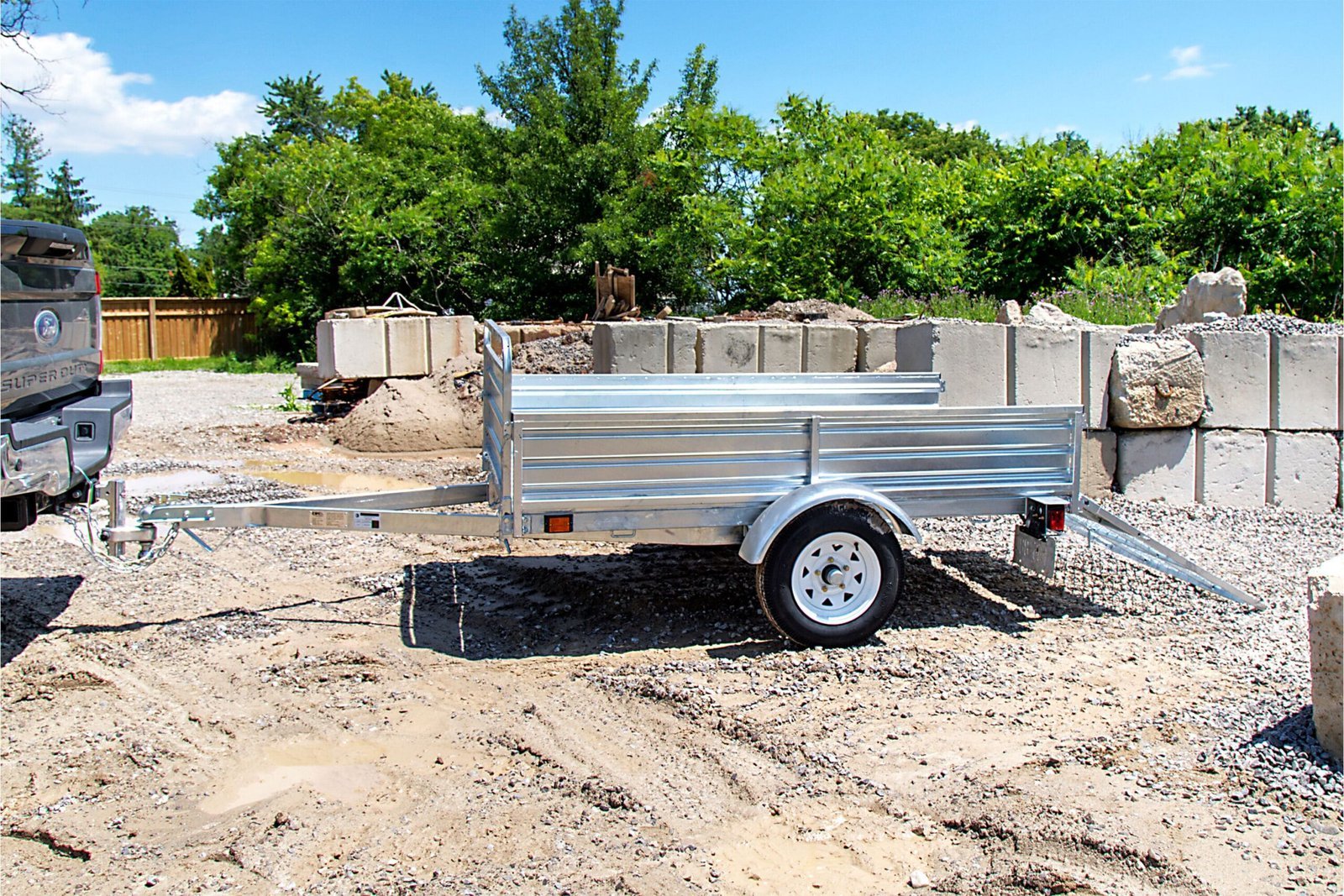 DK2 5-ft x 7-ft Steel Utility Trailer with Ramp Gate ( 1639-lb Capacity ) 2491713 - Image 6