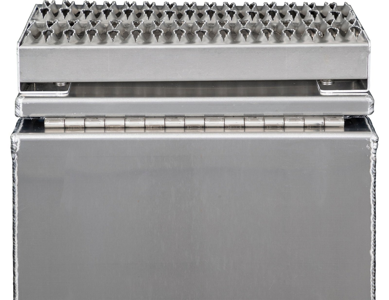 Buyers Products 28-in x 24-in x 18-in Smooth Aluminum Step Box Truck Tool Box 1705281 - Image 7