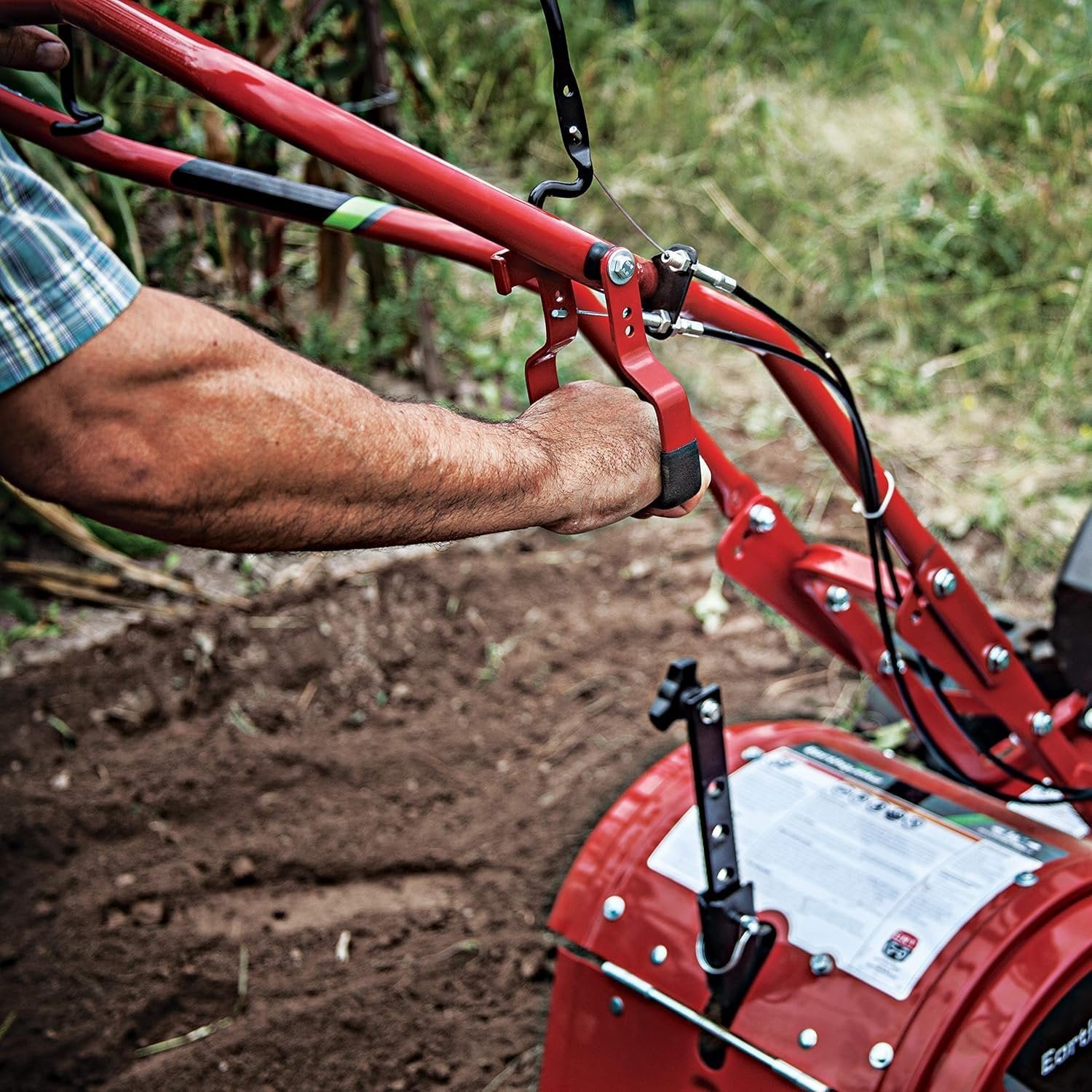 Earthquake® 33970 Victory™ Rear Tine Tiller, Powerful 212cc 4-Cycle Viper™ Engine - Image 9